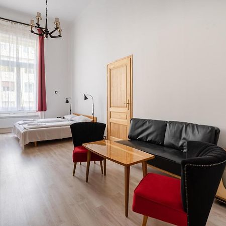 Retro Rebel Mode Apartment Budapest Eksteriør billede