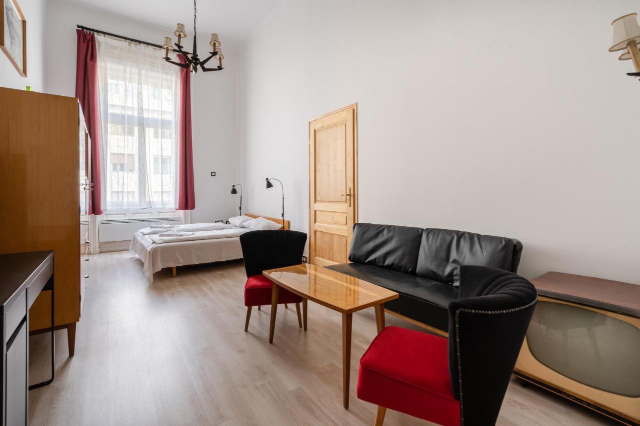 Retro Rebel Mode Apartment Budapest Eksteriør billede